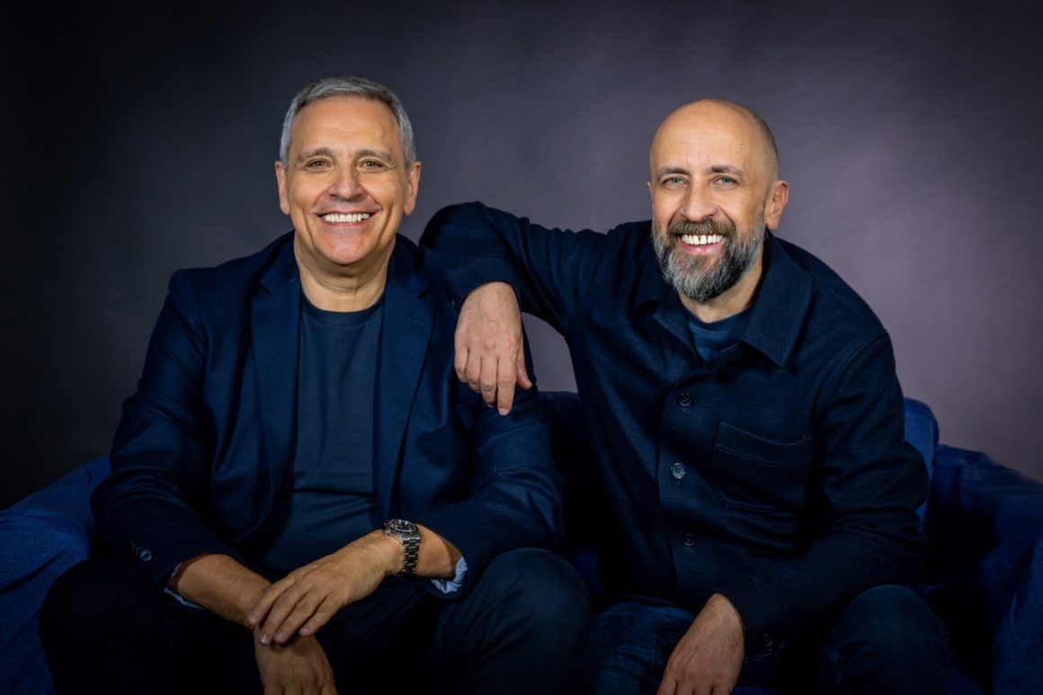 MAURIZIO DE GIOVANNI / JOE BARBIERI