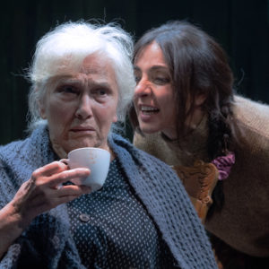 AMBRA  ANGIOLINI /  IVANA MONTI