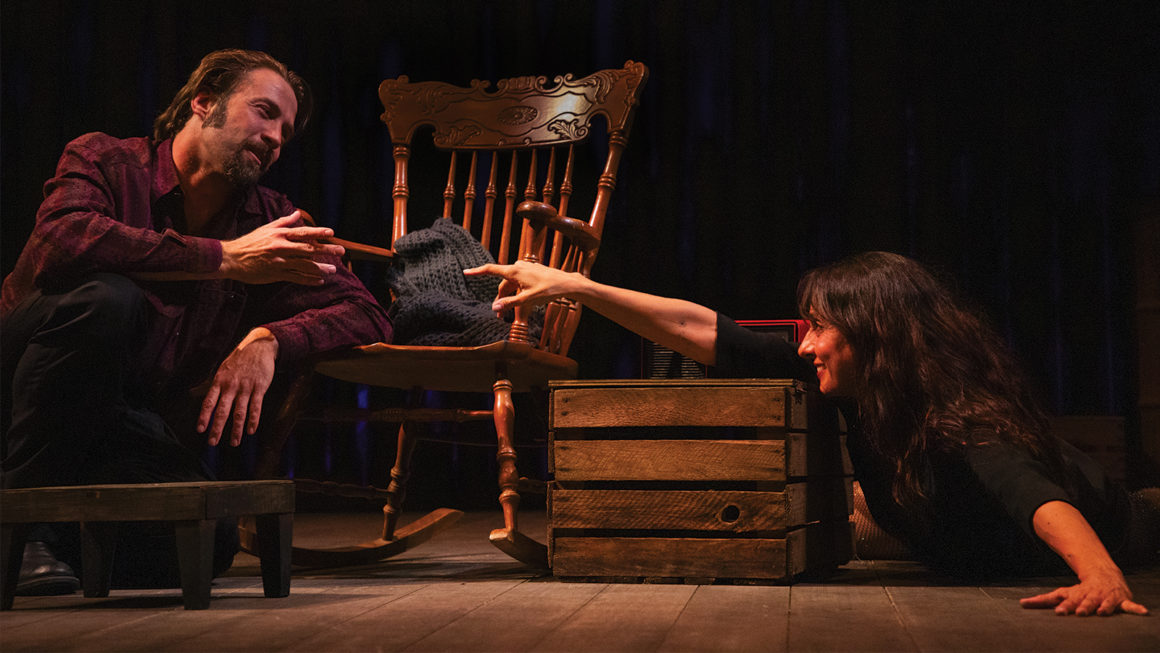 AMBRA  ANGIOLINI /  IVANA MONTI